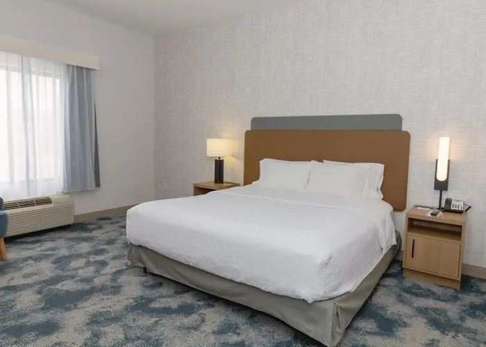 Hampton Hotel