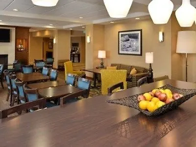 Hotel Hampton 3*